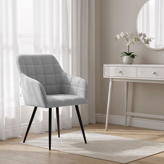 4x Tapecirana stolica s kvadratnim prošivom Siva LUXANO Crne noge