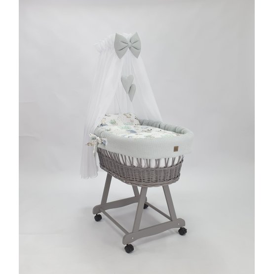 Pleteni krevetić sa opremom za bebu - Jež