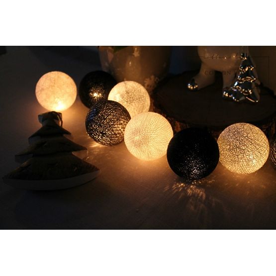 Bavlněné svítící LED kuličky Cotton Balls - stříbrné