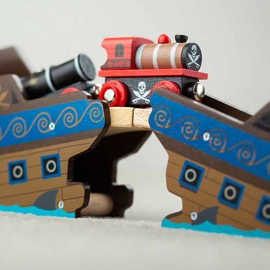 Bigjigs Rail Piratski vlak + 3 tračnice