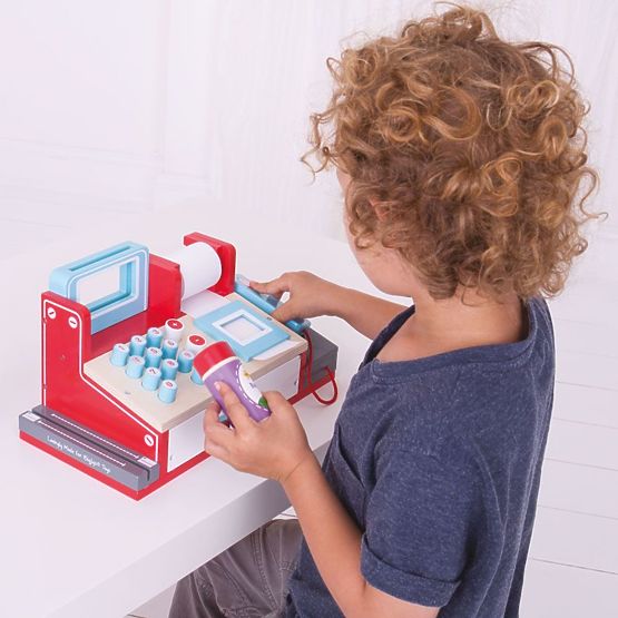 Bigjigs Toys Drvena kasa crvena