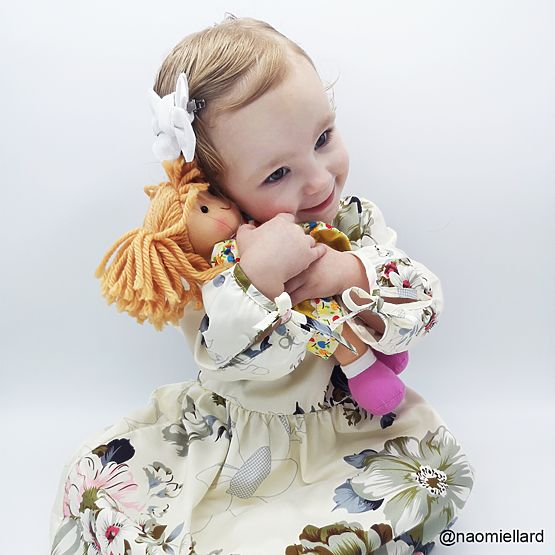 Bigjigs Toys Platnena lutka Daisy 28 cm