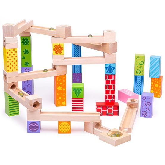 Bigjigs Toys Šarena drvena staza s loptom