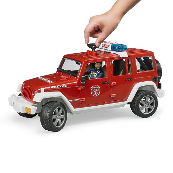 Bruder Crveni vatrogasni JEEP WRANGLER s figuricom i priborom