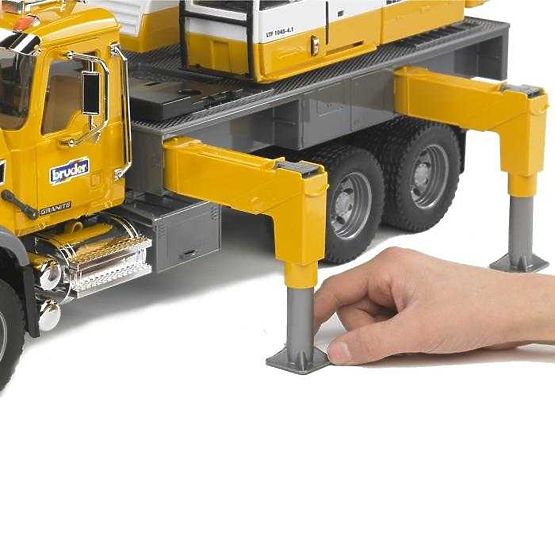 Bruder Kamion MACK Granit dizalica LIEBHERR