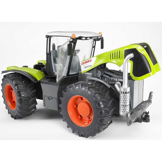 Bruder traktor CLAAS Xerion