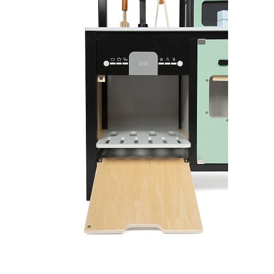 Dječja industrijska kuhinjica s kuhinjskim otokom