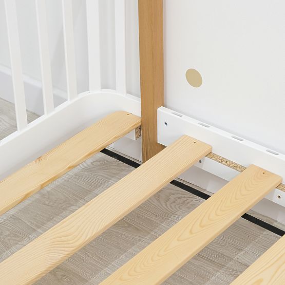 Dječji Montessori bukov krevet Kate - bijeli