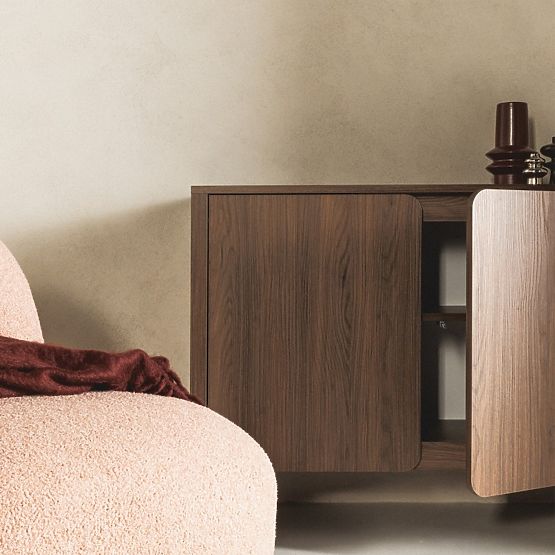 Dvokrilna komoda Moku orah villa, zaobljene prednje površine