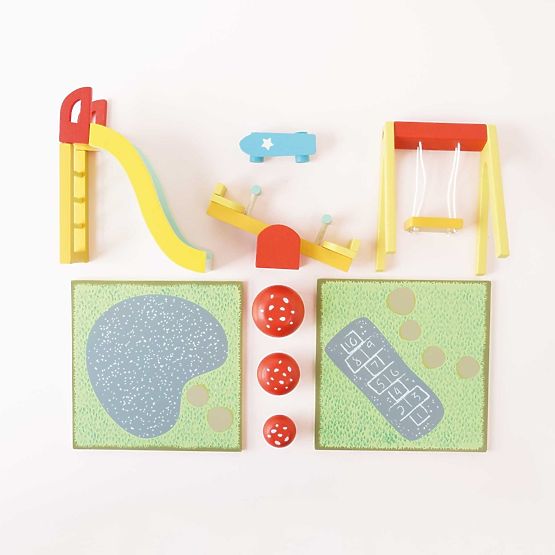 Le Toy Van Playground set