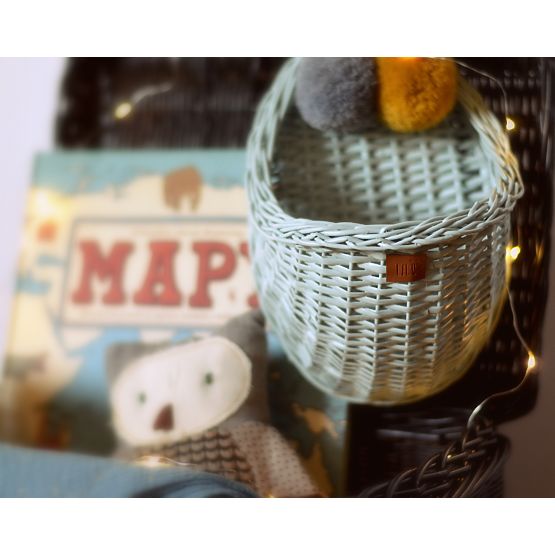 LILU Proutěný košík na stěnu