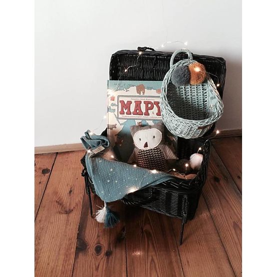 LILU Proutěný košík na stěnu