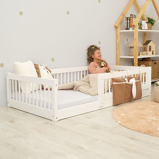 Niski krevet za djecu Montessori Ourbaby Plus - bijeli