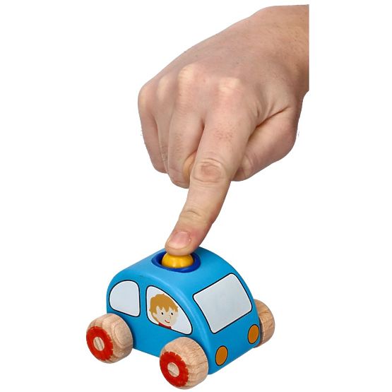 Plavi autić s trubom