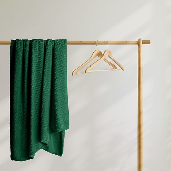 Prekrivač HENRY boja boce zelena utisnuti žakard moderni stil 220x240