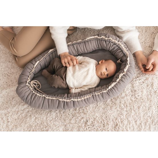 Prestižno laneno gnijezdo - čoko