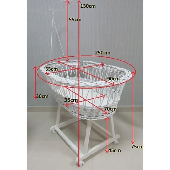 Proutěná postýlka s výbavou pro miminko - šedé sovy