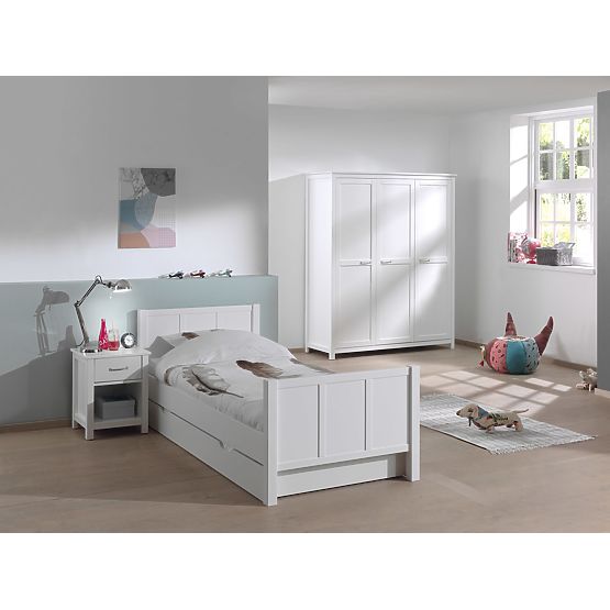 Šatní skříň 3-dveřová Stella