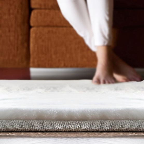 Svilenkasti tepih Rabbit - Roza