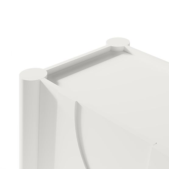 Trodijelna komoda Lunaria s urezbarenim prednjim dijelom, bijela