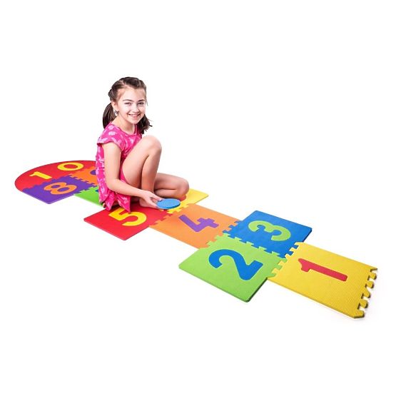 Velike pjenaste puzzle za igru skakanja školice