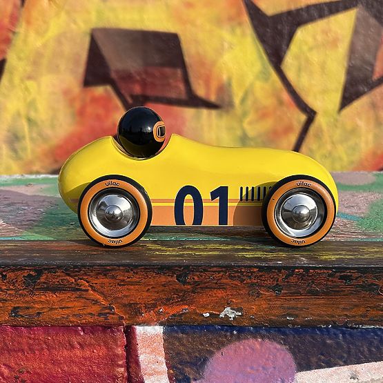 Vilac Drveni automobil Old Sport Compet žuti