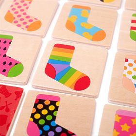 Bigjigs Toys Stroj za bušenje čarapa