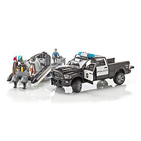Bruder RAM policijski automobil s čamcem i dvije figurice