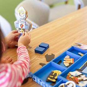 Magnetski set za oblačenje – Billy, Melissa & Doug
