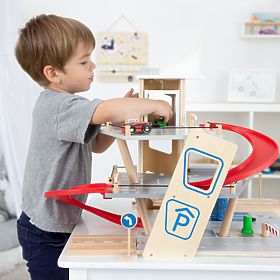 small foot Premium parkiralište